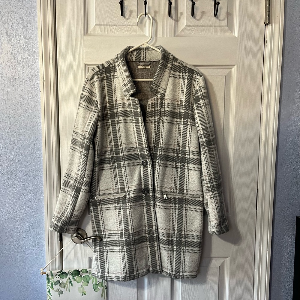 Maurice’s gray, plaid coat.  USED